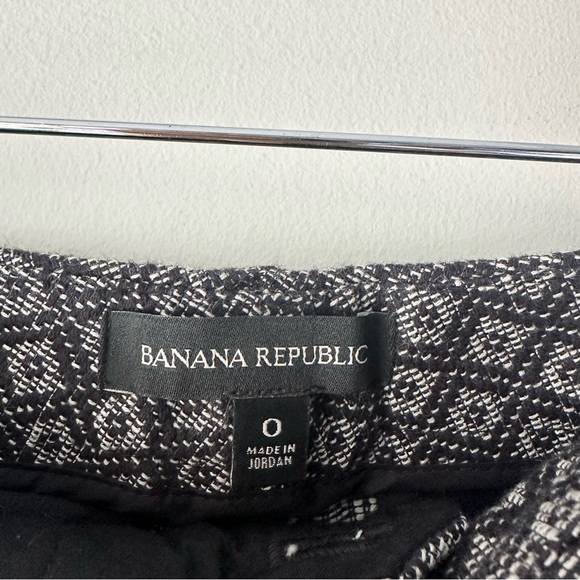 Banana Republic Shorts - Picture 3 of 7